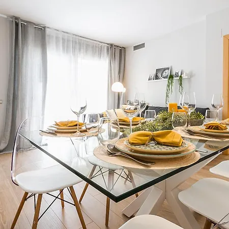 Family By Lofties Apartment *